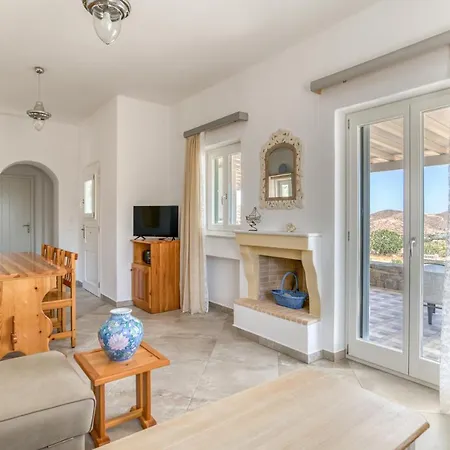 House In Village Protorgia * Parikia (Paros)