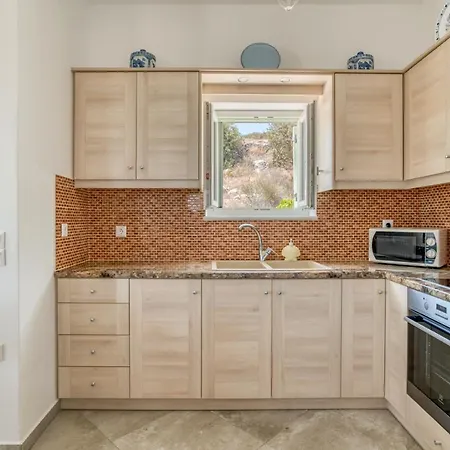 Apartment House In Village Protorgia Parikia (Paros)